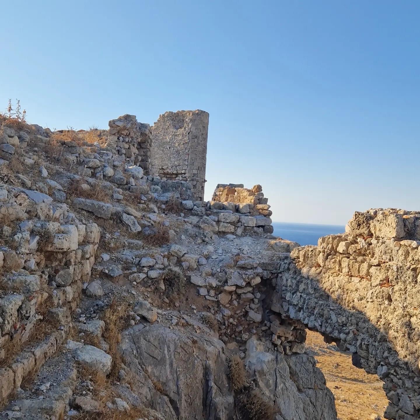Feraklos Castle 🇬🇷