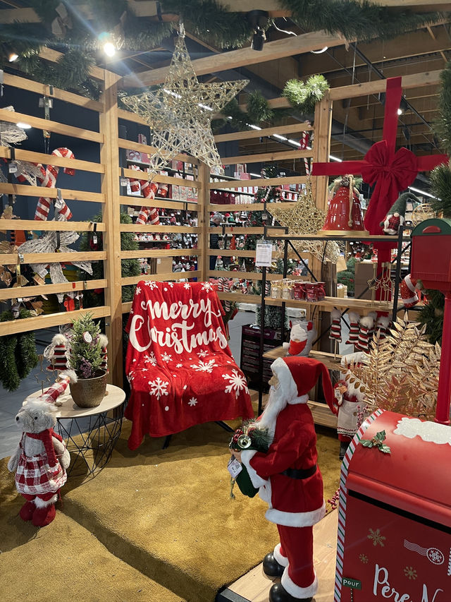 Ever Wondered What Madrid Looks Like at Christmas? Spoiler: It’s Magical