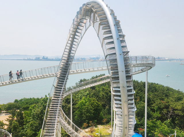 포항 환호공원에 있는 스페이스 워크