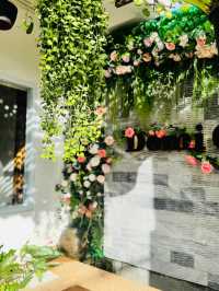 🌞✨ Demi Café - คาเฟ่แสงอาทิตย์แห่งศรีลำดวน 