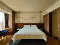 “Trendy Orchard‑Edge Haven with Spa & Club Lounge”