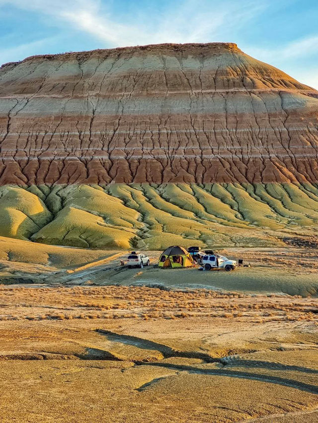 🌈 Colorful Mountains of Mangystau – Kazakhstan’s Mars-Scape Marvel