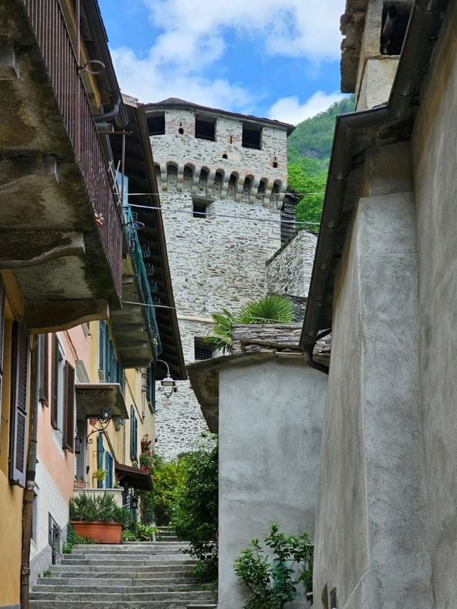 🏰 Gateway to Ossola’s Quiet Heart – Vogogna, Italy