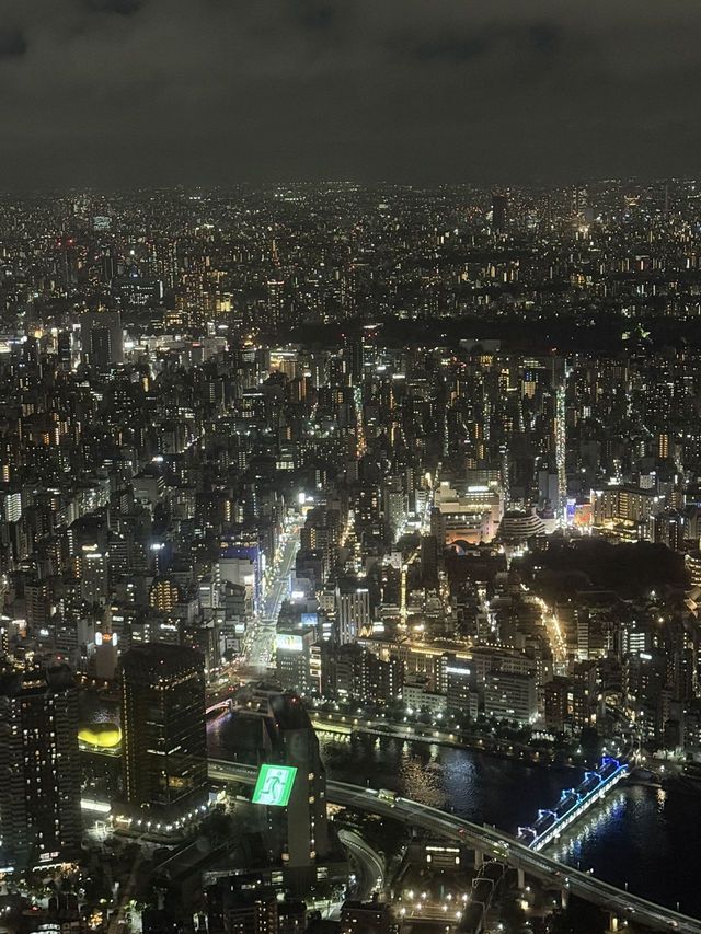 🌆 Токио Скайтри: Вершина небес в сердце мегаполиса! 🏙