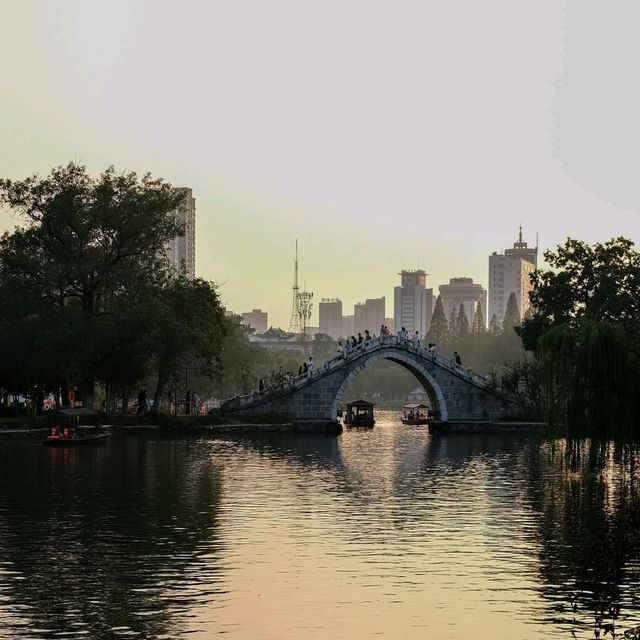 🌇 Baohe Park Sunset: Tranquil Beauty in the Heart of Hefei