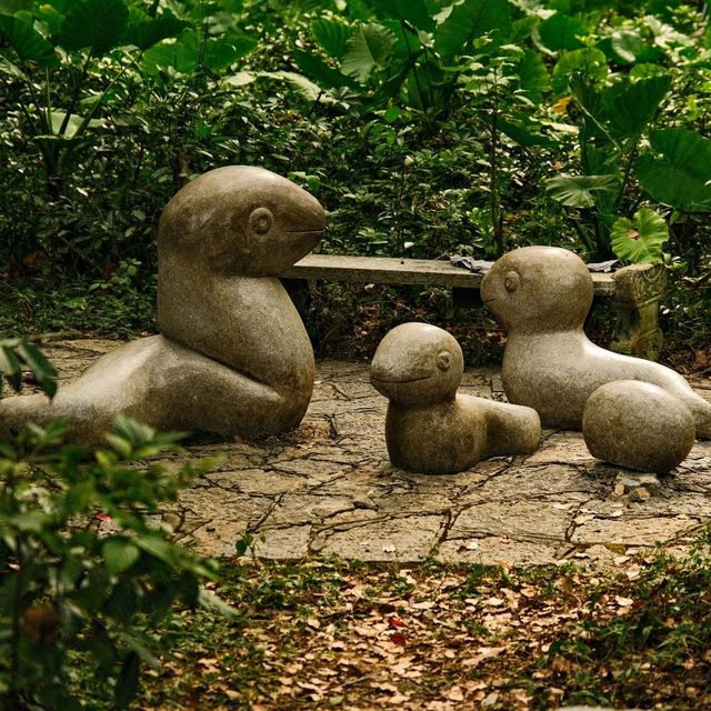 Stone Figures Among the Forest – Yangshuo Park’s Quiet Statues 🗿🌳 Stone Figures Among the Forest – Yangshuo Park’s Quiet Statues 🗿🌳