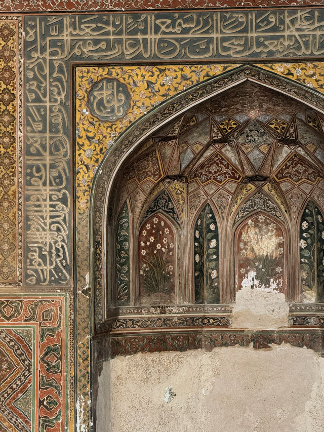拉合爾老城的美人痣—瓦齊爾汗清真寺