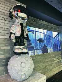 骨灰級廣州 Citywalk 這家圖書館絕了，好浪漫！