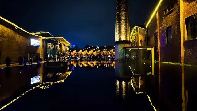 Taoxichuan Creative Plaza is a model of revitalization for an old factory area