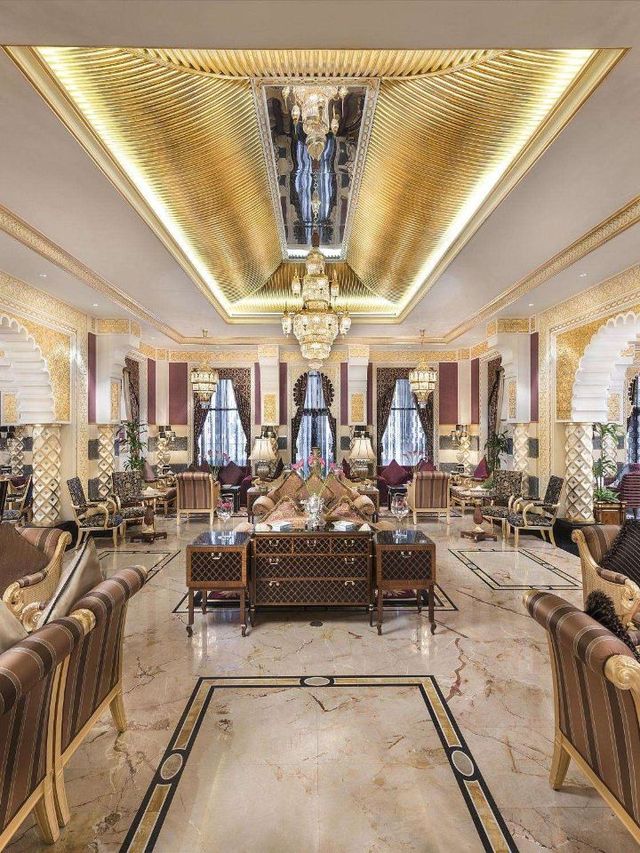 🌟✈️ Jeddah's Top Hotel Havens: Luxury & Comfort! ✈️🌟