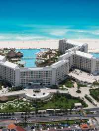 🌴🛌 Cancun's Cozy Corners: Top Hotel Picks! 🌞🌊