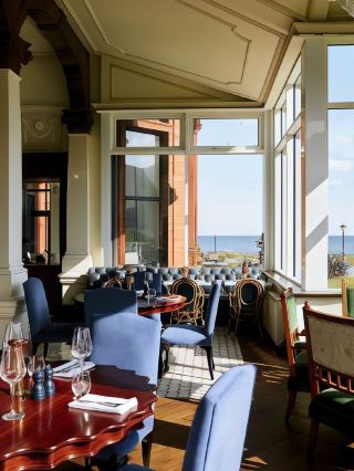🌟 Newcastle's Hidden Gem: Slieve Donard Stay 🌊✨