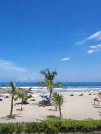 🌴🏖️ Bali Bliss: Beachfront Serenity at Niksoma Resort 🌅🍹