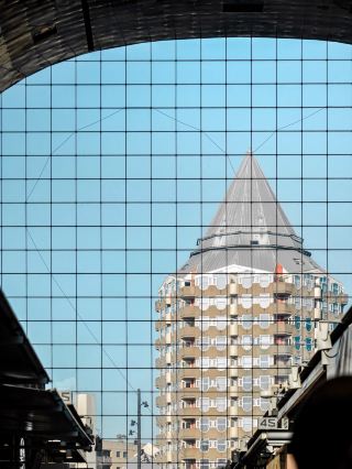 The World Slowly Wanders｜The Mad City of Rotterdam Plays with Architecture