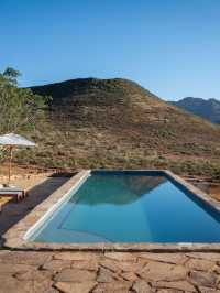🌟 Cederberg's Cozy Retreats: Where Culture Meets Comfort 🛏️🍃