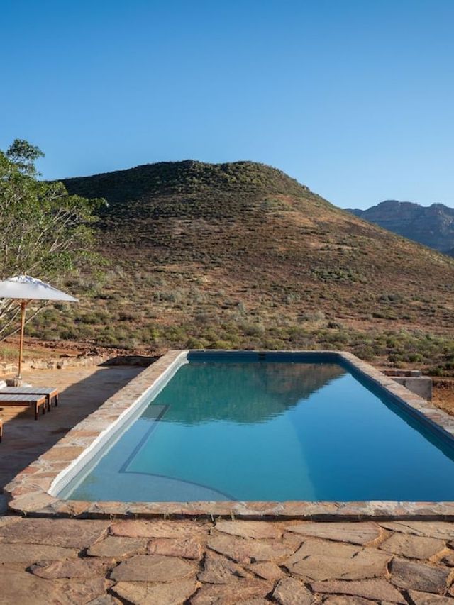 🌟 Cederberg's Cozy Retreats: Where Culture Meets Comfort 🛏️🍃