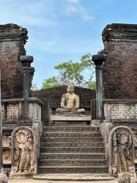 | Polonnaruwa |再次進入一處世界遗產,可看到孫悟空的場景。