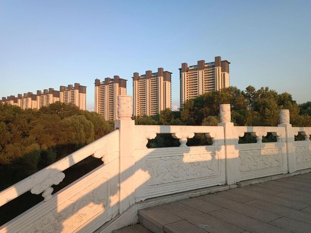 撫順月牙島生態公園：城市中的詩意綠洲
