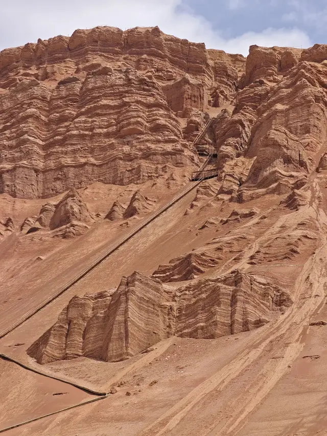 14-Day Tour of Xinjiang, Gansu, and Qinghai: A Detailed Guide to the Northwest