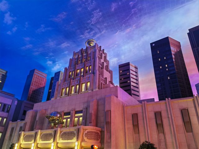 阿布扎比華納兄弟主題樂園-行走在電影與動畫之間