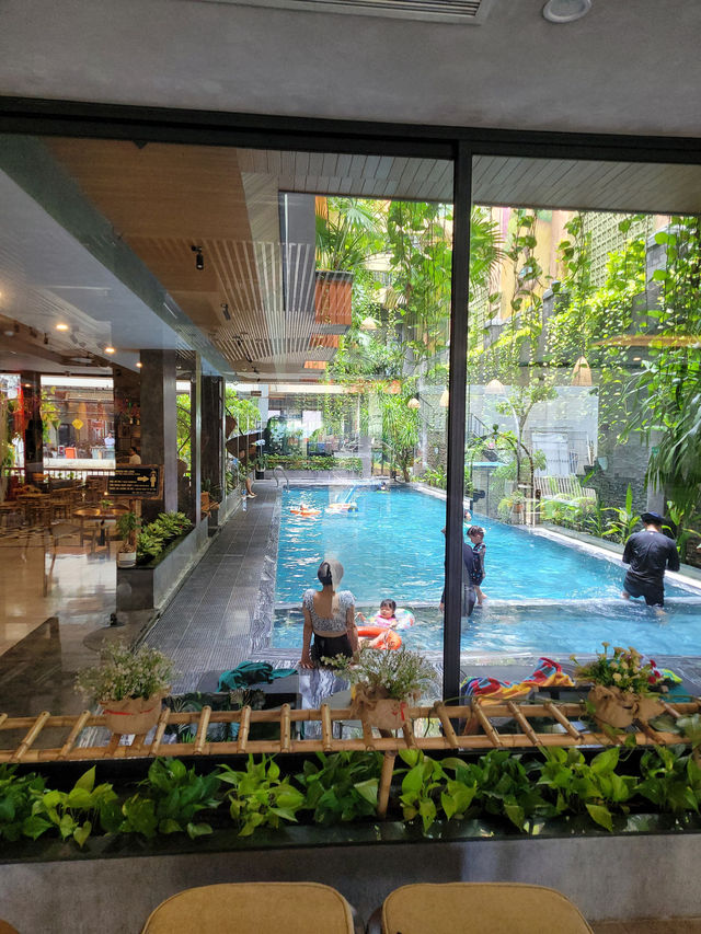 峴港 | 揮灑陽光的Chi House Danang   酒店：Chi House Danan