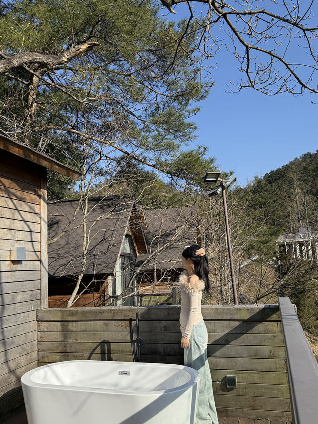 天姥隱的春天 住進童話裡的森林小木屋