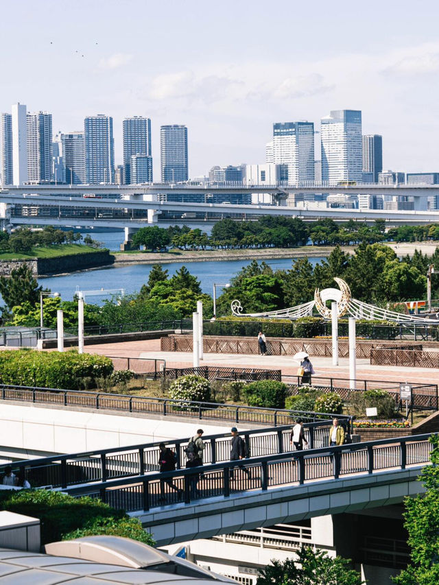 於台場之巔俯瞰🏙東京微縮全景圖