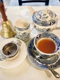 Tea, Treats & Timeless Design: Glasgow’s Willow Tea Rooms