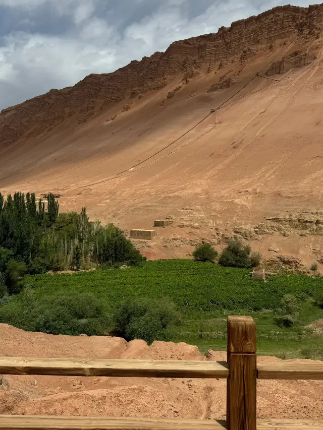 13일 동안 하미 등지를 여행하는 초특급 여행 가이드