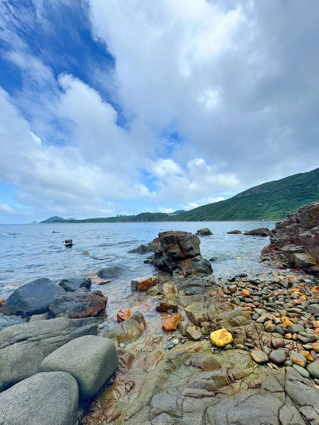 香港萬宜海蝕洞：海上探奇樂園