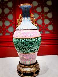 A Cultural Gem by West Lake: The Wonders of Zhejiang Museum