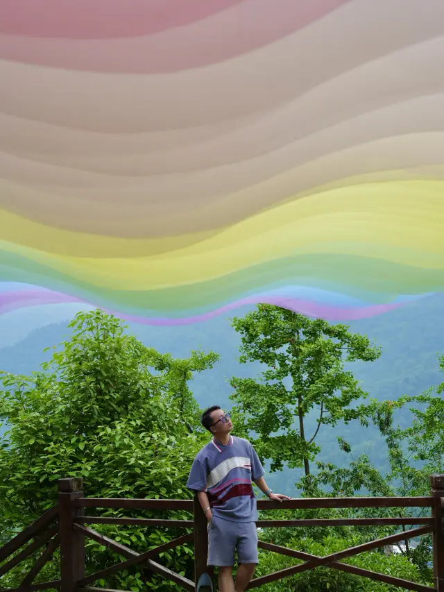 Chengdu Hiking|The Only Hydrangea Path I Want to Walk Countless Times