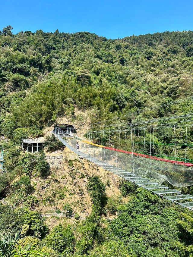 筆架山！！呢度大概係我帶小朋友行過最有趣嘅山啦…