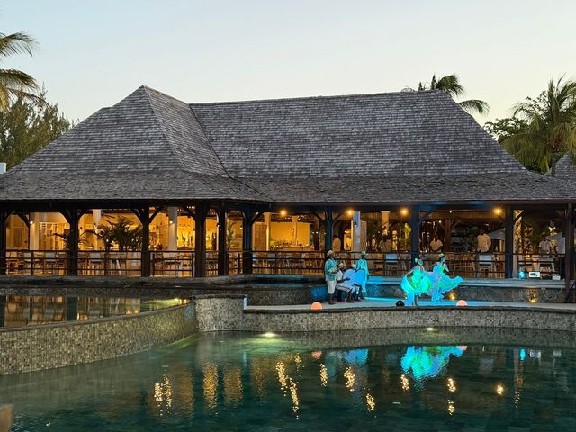 Exceptional Resort Experience at LUX Le Morne Exceptional Resort Experience at LUX Le Morne