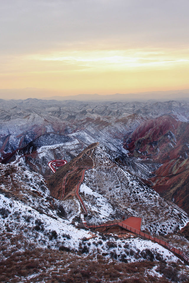 冬天~蘭州水墨丹霞 冬天~蘭州水墨丹霞