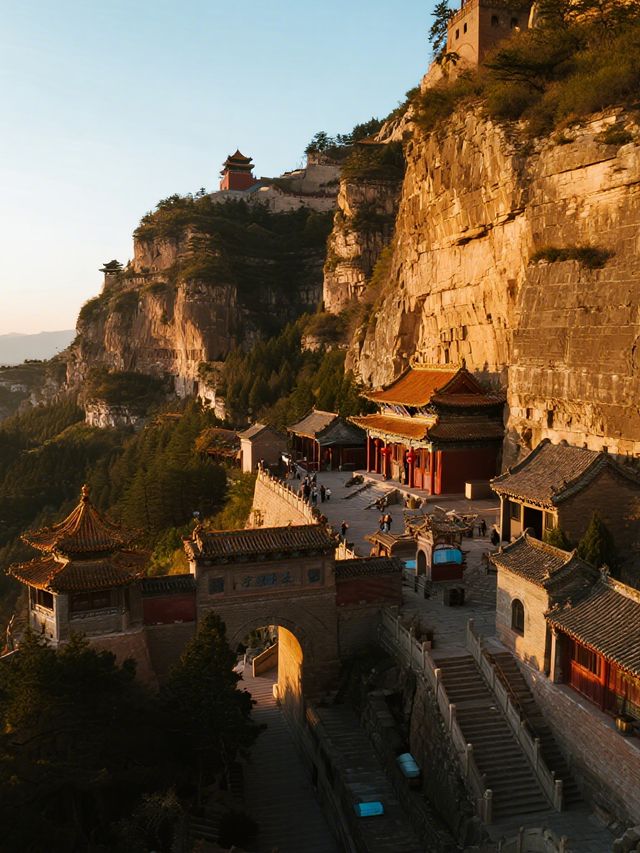 大同懸空寺親子遊!恐高慎入,感受千年奇觀的震撼 大同懸空寺親子遊!恐高慎入,感受千年奇觀的震撼