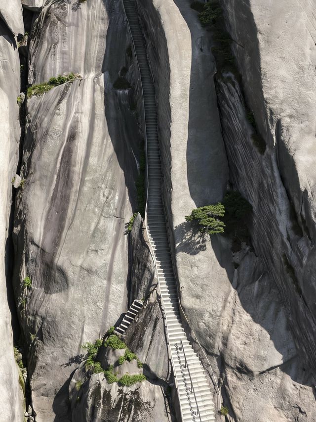 不想假期人擠人?直接衝安徽天柱山就對了! 不想假期人擠人?直接衝安徽天柱山就對了!