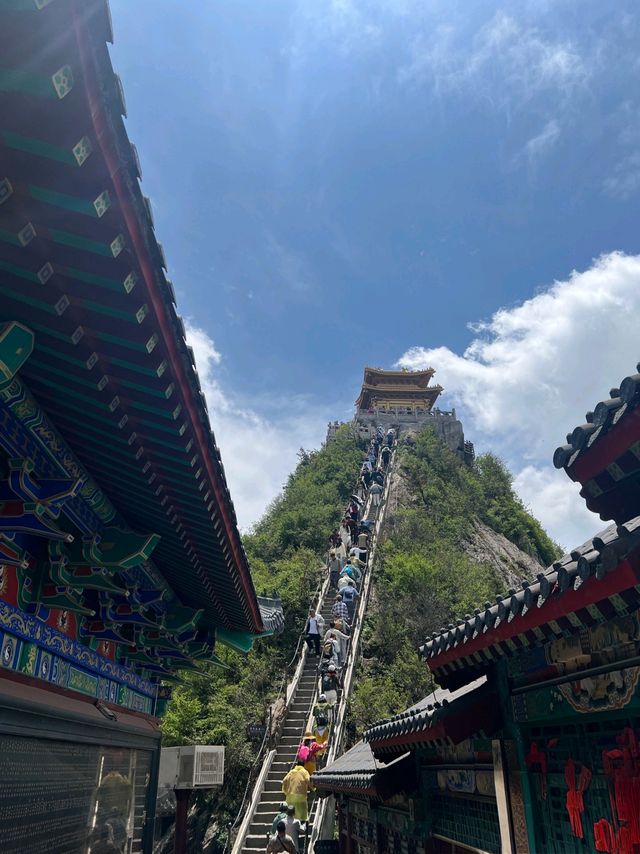洛陽人跪推老君山!這座仙山藏著中原最炸裂的盛世顏! 洛陽人跪推老君山!這座仙山藏著中原最炸裂的盛世顏!