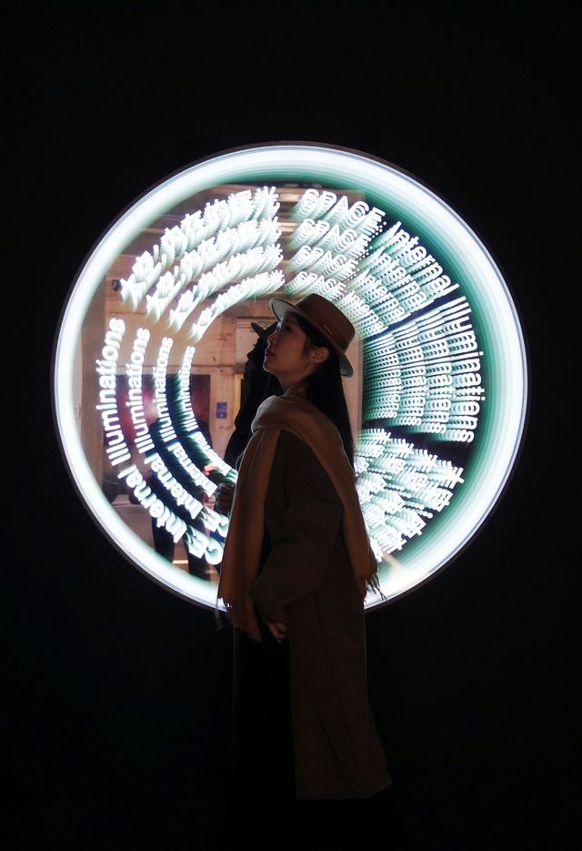 在這遇見一場宇宙的溫柔凝視