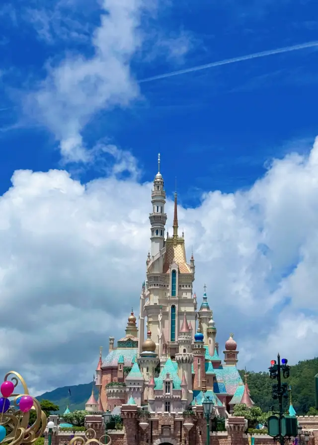 Hong Kong Disneyland 20th Anniversary Dream Party Limited-Time Launch