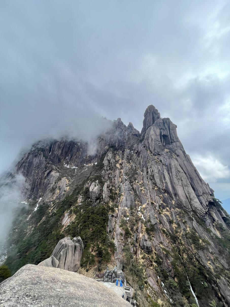 2.28黄山の旅：前の山を登り、後ろの山を下る | Trip.com 黄山風景区