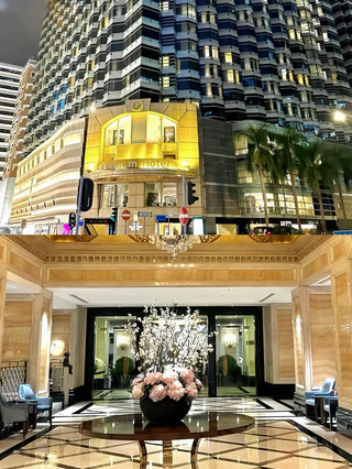 Been to Hong Kong seven times! Every time I stay at this place! Super cheap and comfortable to the max