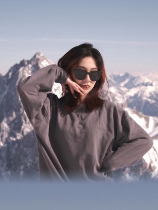 Amazing! Encounter a winter wonderland at Zugspitze · Eibsee ice lake
