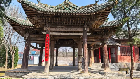 夏県上峰聖母寺：古村の奥深くにひっそりと佇む、元代の吊り下げ彫刻の隠れた名所 — traveler post in 夏県