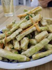 ร้านเกี๊ยวจีน ร้านดูธรรมดา แต่รสชาติไม่ธรรมดา