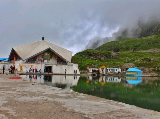 Valley Of Flower & Hemkund Sahiba Trek