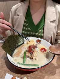 香港美食🍀bearbrick陪食可愛拉麵店🐻