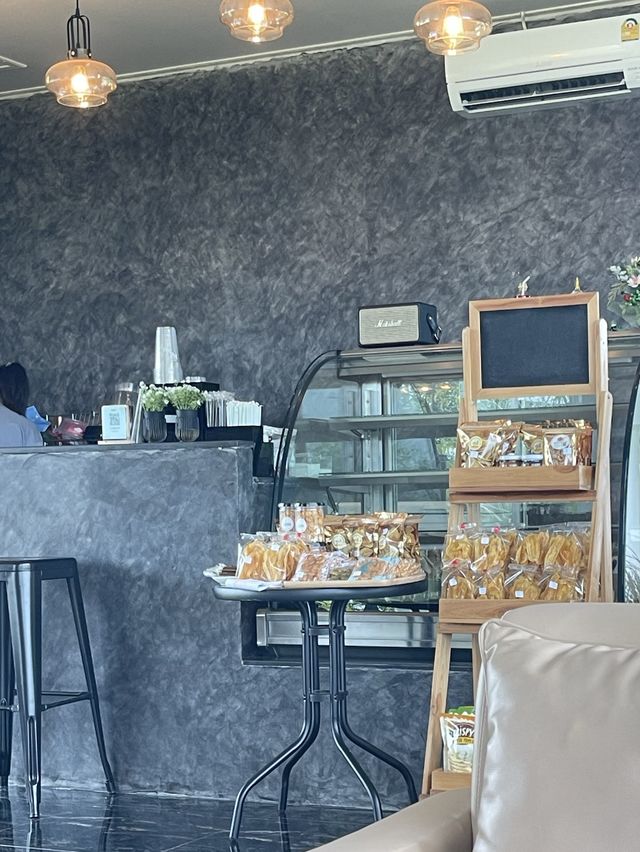 Chim Cafe