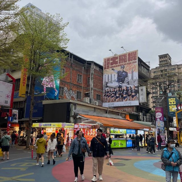 eat and shop till you drop at Ximending! 