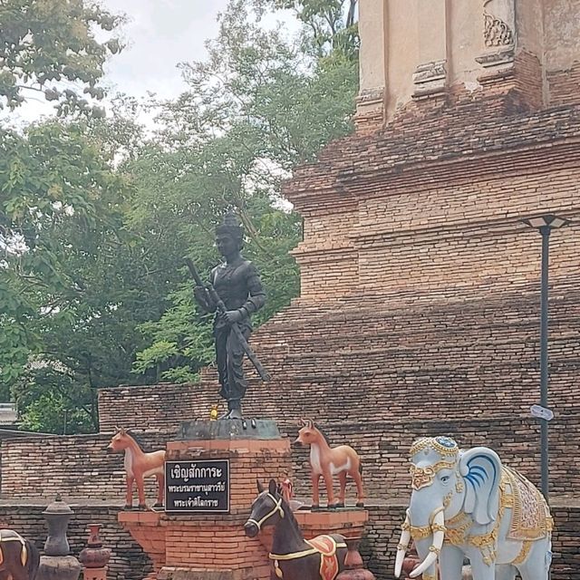 บังเอิญได้ไปวัดเจ็ดยอดที่เชียงใหม่มาา